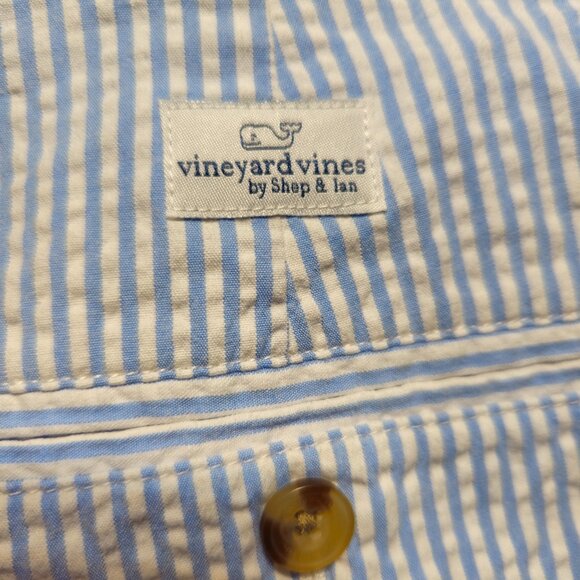VINEYARD VINES  BOYS SHORTS SIZE 18 - Picture 8 of 11